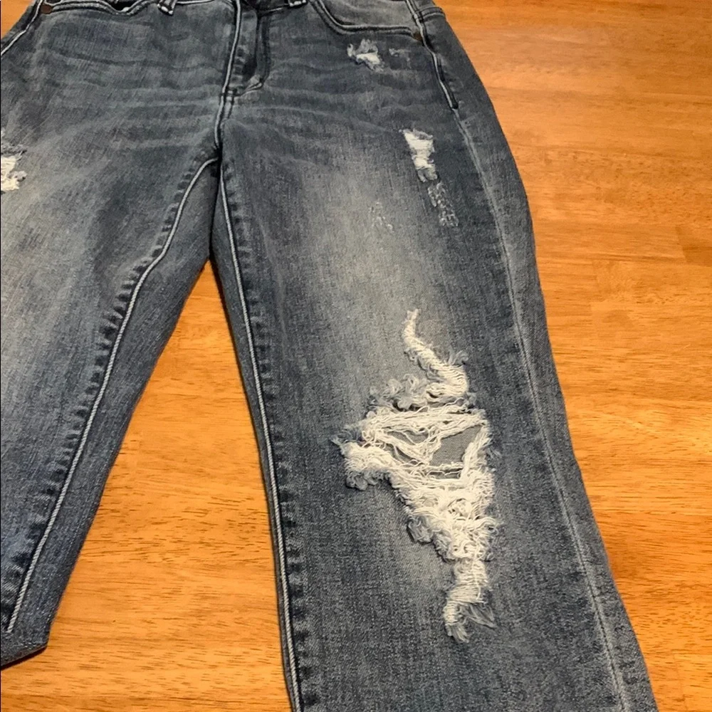 Judy Blue Straight Leg Blue Jeans with Vintage Distressing
